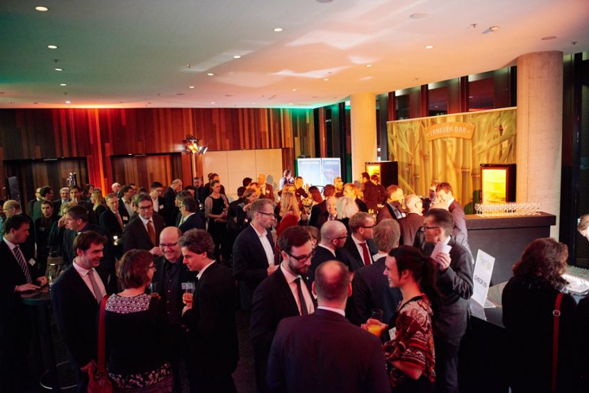 „Die deutsche Energiewende – Nichts als heiße Luft oder deutsches Erfolgsprojekt?“