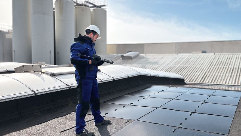 SunOyster Systems gewinnt mit Glasfront Leichtmodulen Ausschreibung für Bundeswehr-Projekt