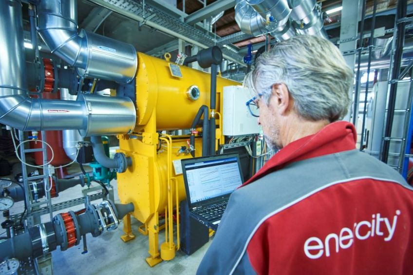 Premiere in der Hamburger HafenCity: Klimaneutrale Wärme für kühle Köpfe