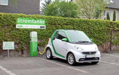Shell und REWE errichten Ladeinfrastruktur vor Supermärkten