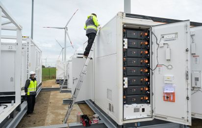 Batteriespeicher im Außenbereich