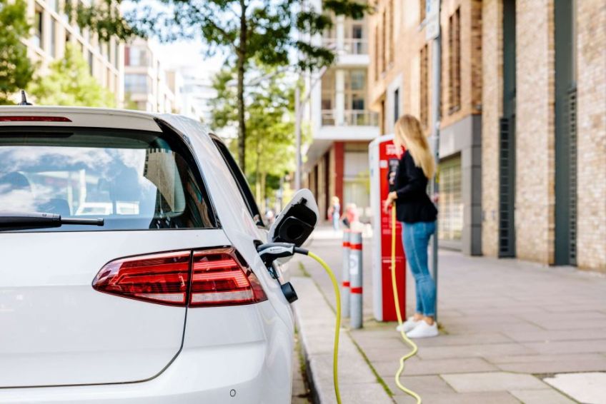 Öffentliche E-Auto-Ladesäulen in Hamburg