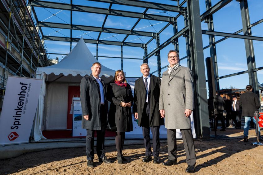 Richtfest für den neuen Großprüfstand für Blattlager des Fraunhofer Instituts für Windenergie und EnergieSystemtechnik